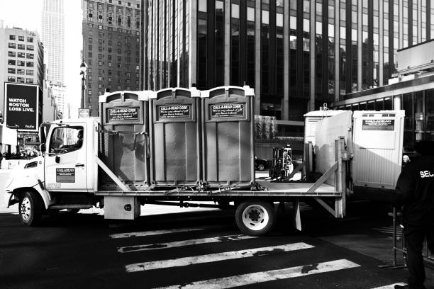 Portable Toilet Options We Offer in North Brooksville, FL